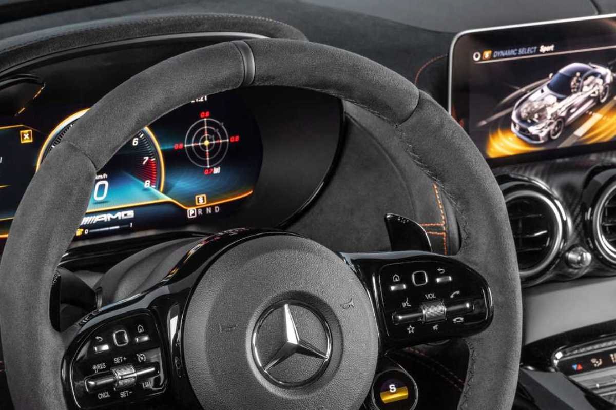 رونمایی از پورشه و بنز ایرانی (عکس)