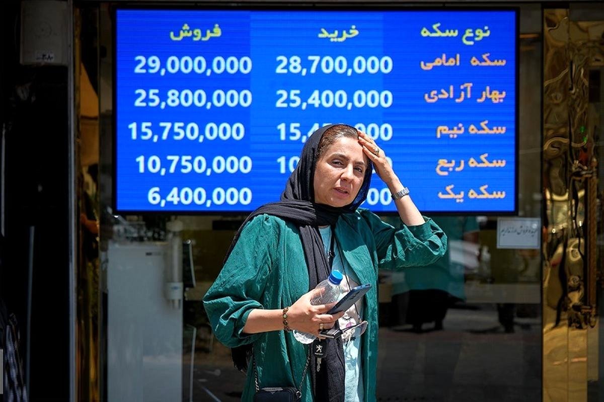 فرش قرمز بازار برای سیگنال‌های سیاسی؛ دلار و طلا ریخت، بورس جان گرفت