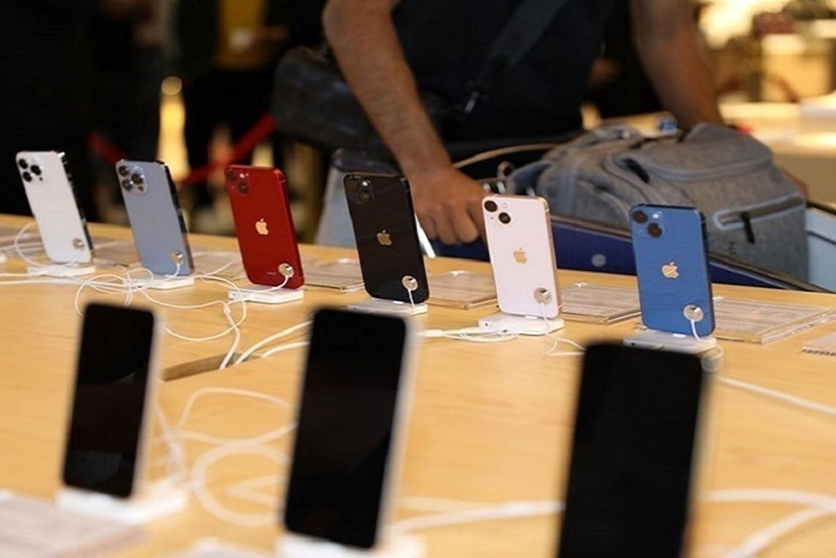 مشخصات ارزانترین نسخه آیفون لو رفت!