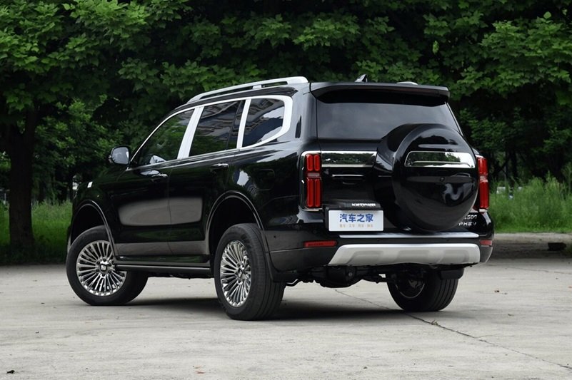 دو شاسی‌بلند جدید ژاپنی به بازار ایران می‌آیند