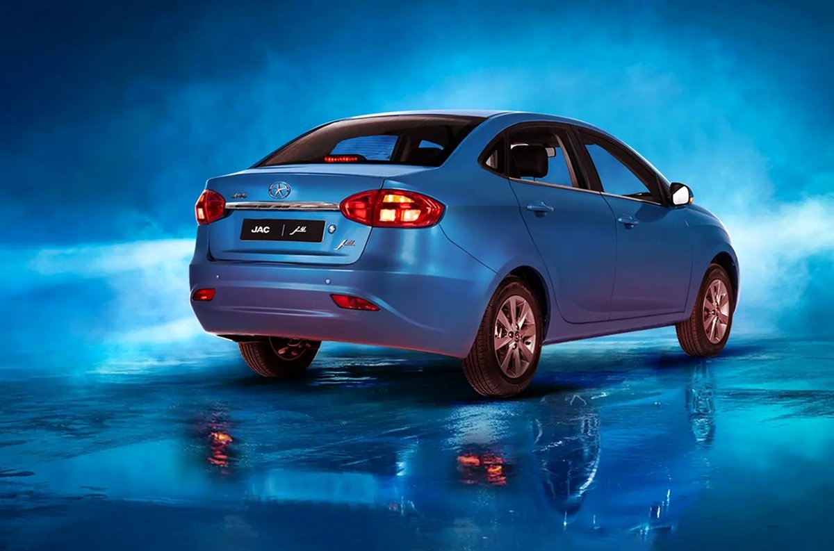 مقایسه جک جی 4 و کیامسی ایگل/ بهترین سدان خانوادگی کدام است؟