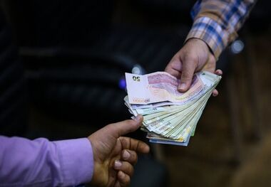 مابه‌التفاوت حقوق فروردین بازنشستگان کی واریز می‌شود؟
