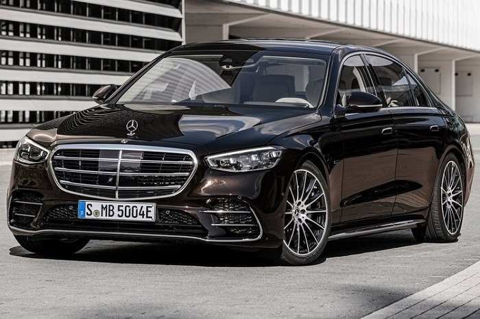 گران‌ترین بنز دنیا وارد تهران شد (فیلم)