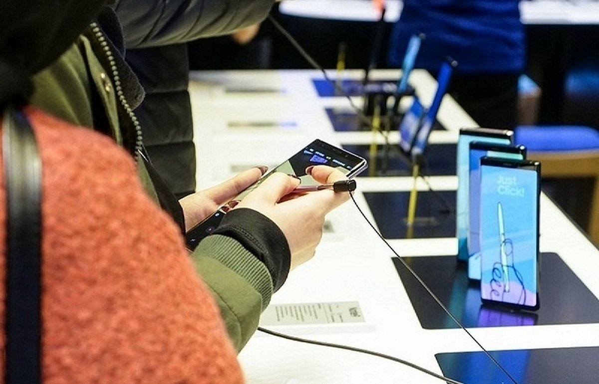 قیمت گوشی سامسونگ امروز شنبه ۴ فروردین ۱۴۰۳