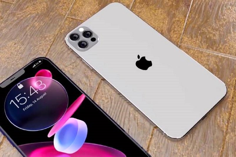 قیمت آیفون امروز دوشنبه 26 شهریور 1403/ مورد عجیب آیفون 12 در ایران