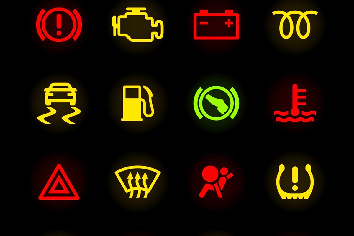 چراغهای پشت آمپر خودرو چه معنایی دارند؟