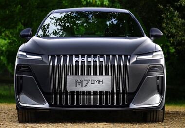 رووی  M7 DMH؛ شاهکار چینی طراح رولزرویس