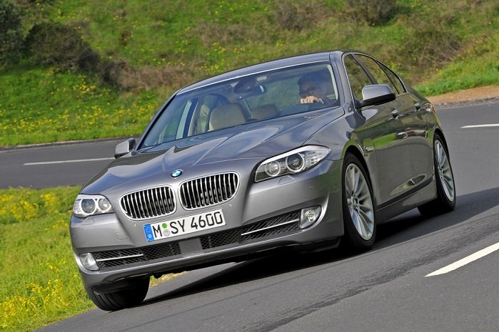 بیامو 520i؛ سدان آلمانی کارآمد اما ضعیف!