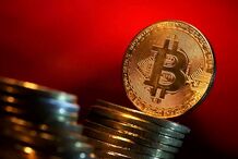 سقوط بیت‌کوین با یک اشتباه خنده‌دار!