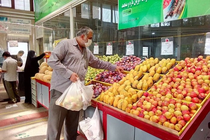 قیمت میوه و تره‌بار امروز 15 مهر/ قیمت هلو چند؟