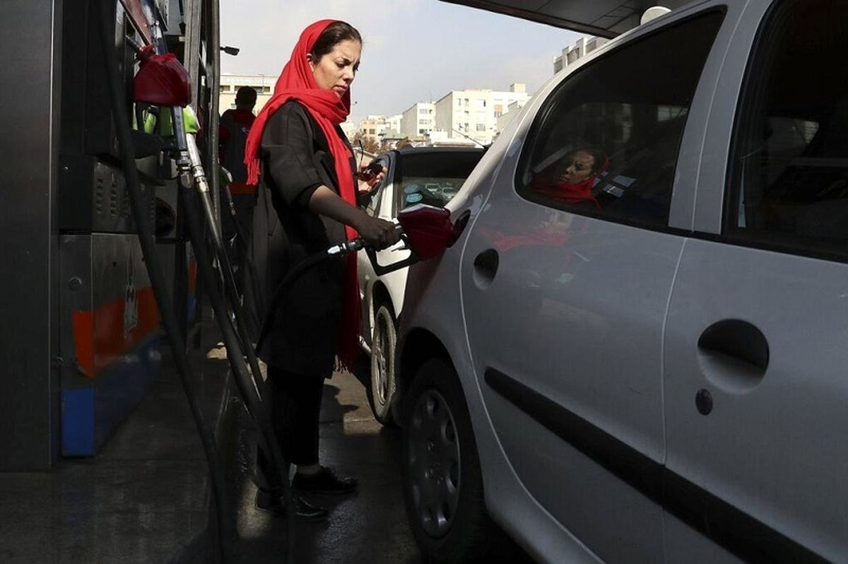 آغاز عرضه بنزین سوپر وارداتی در بورس