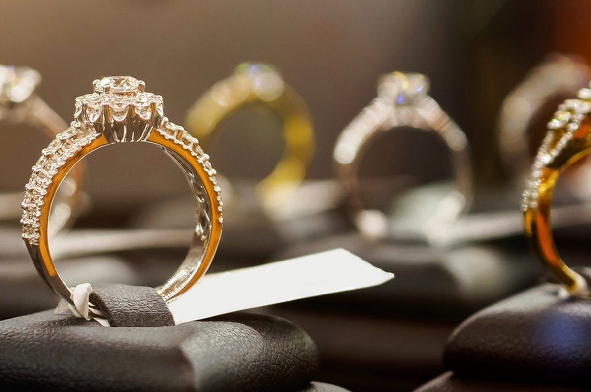 قیمت طلا امروز چهارشنبه ۲۲ مرداد ۱۴۰۴