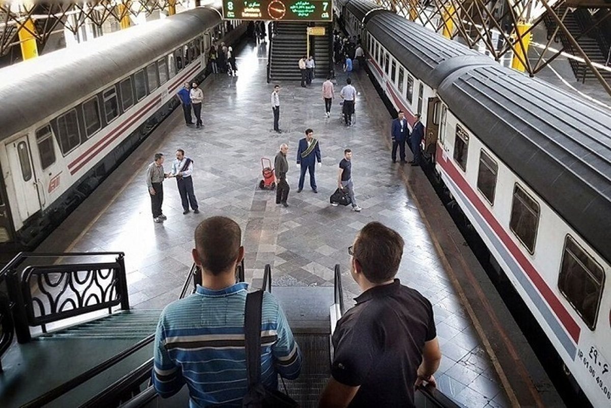 آغاز فروش بلیط قطارهای فوق العاده مشهد