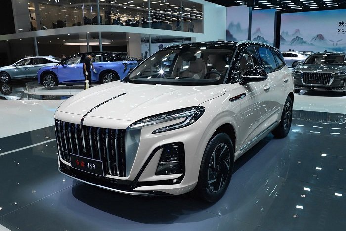 هونگچی HS3؛ شاسیبلند جدید ایرانخودرو رونمایی شد