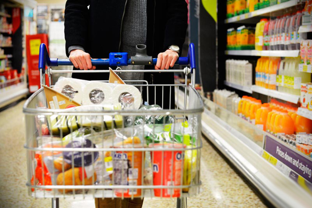 نبض نامنظم قیمت خوراکیها؛ لبنیات و تخممرغ در صدر گرانی