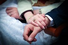 بانک مرکزی دست به کار شد؛ پایان صف‌های وام ازدواج با کارت رفاهی؟