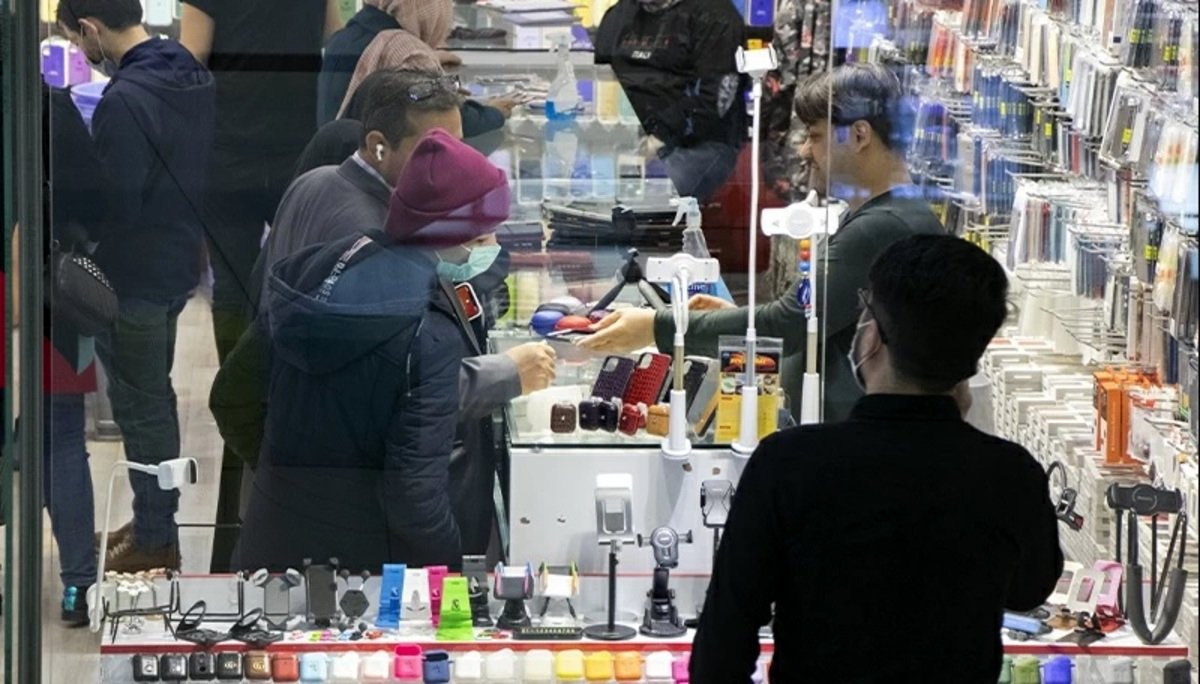 سقوط قیمتها در بازار موبایل