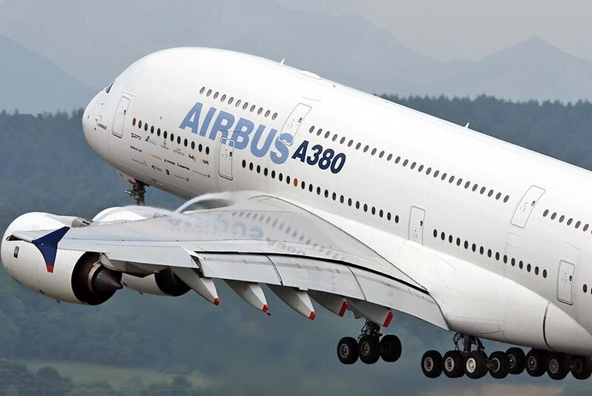 افزایش ۲۰ برابری قیمت سوخت هواپیما؛ بلیطها گران میشوند؟