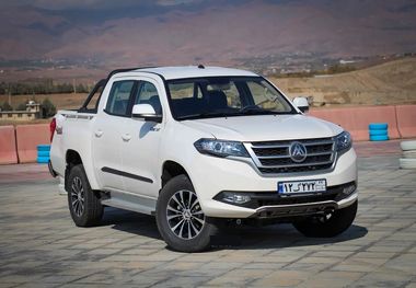 مقایسه مکث کلوت و کی ام سی T۸؛ نبرد ارزان‌ترین پیکاپ‌های بازار ایران