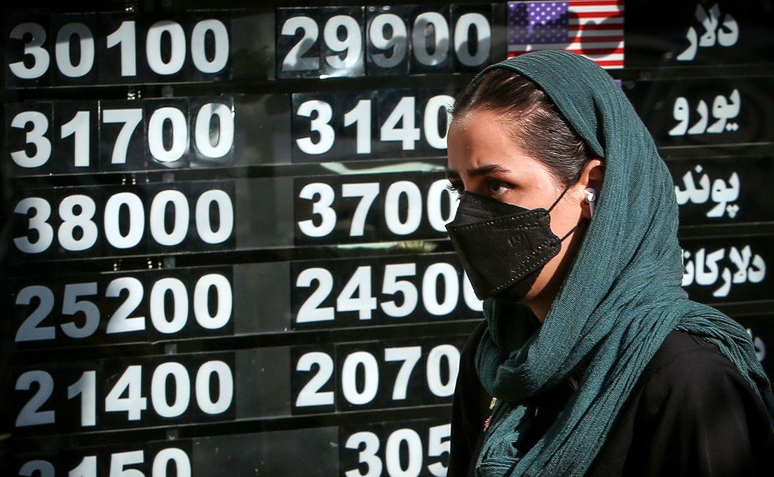 قیمت دلار در فرودین ۱۴۰۳ به این عدد می‌رسد