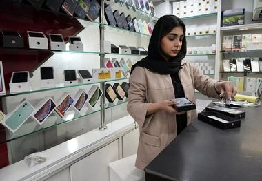 قیمت موبایل در شهریور؛ گوشی‌های اقتصادی گران شد، پرچمدارها ارزان
