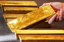 طلا روی ترمز افزایش قیمت زد