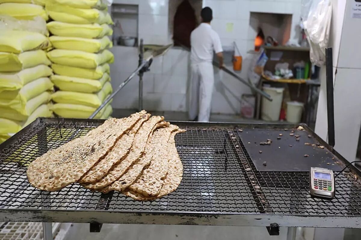 نان آزاد گران می‌شود؟