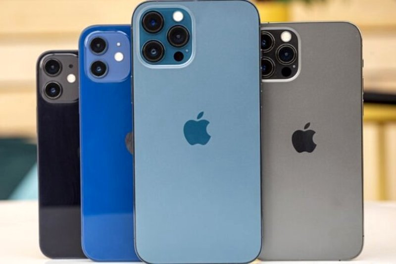 حتی رئیس کل گمرک هم نمی‌داند واردات آیفون ممنوع است یا آزاد؟