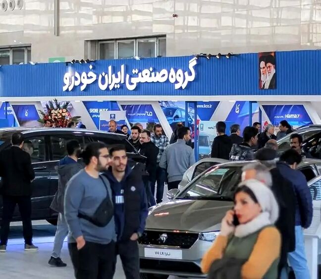 جنجال قیمت محصولات ایران‌خودرو؛ حق با چه کسی است؟
