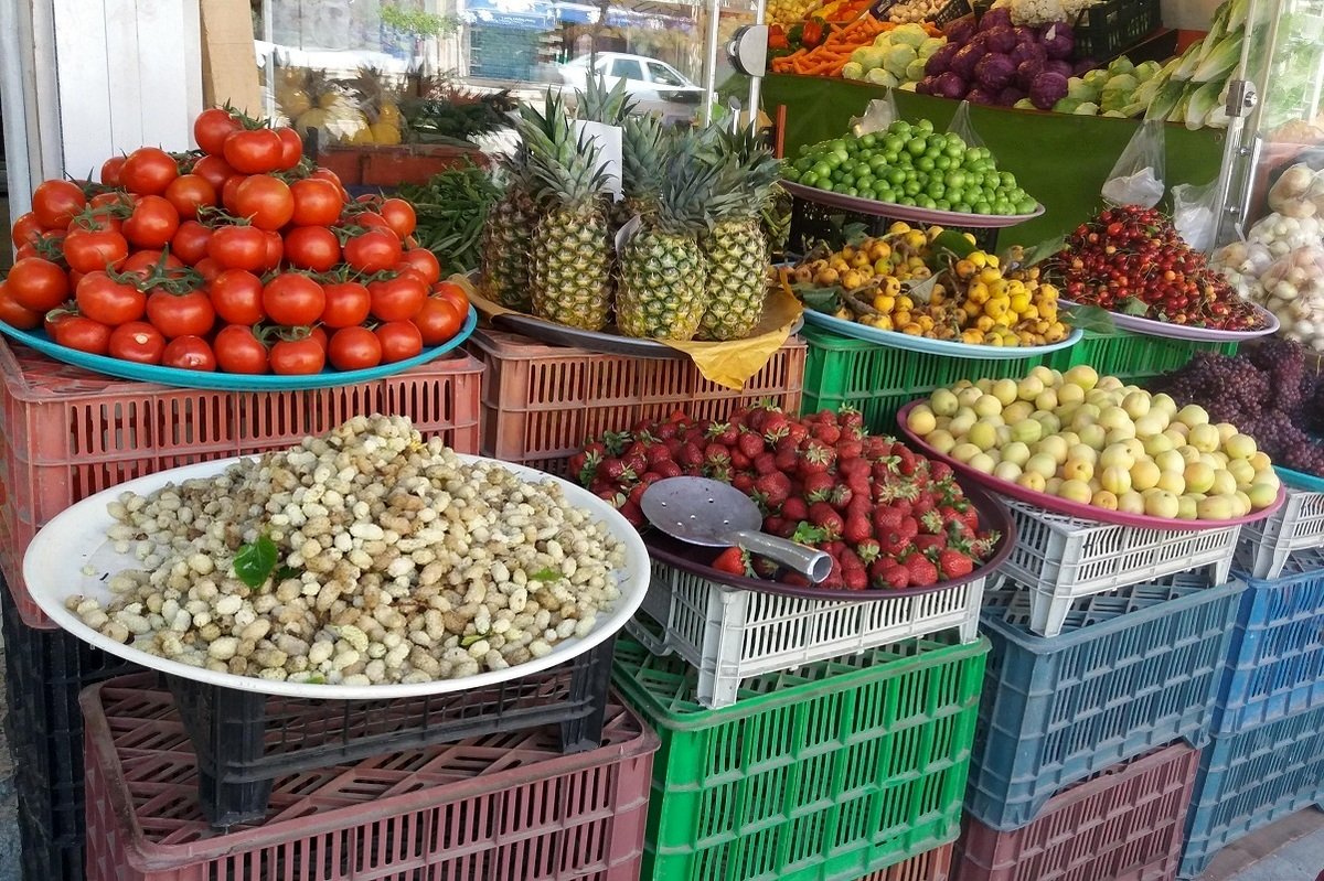 قیمت زردآلو چطور دوبله سوبله حساب می‌شود؟ 