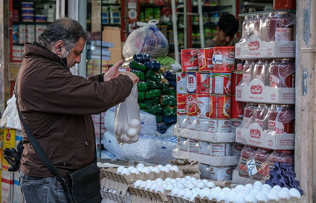 تورم منفی خوراکی‌ها