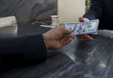 قیمت دلار و قیمت یورو امروز جمعه 13 شهریور 1405