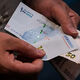 درخواست نماینده مجلس؛ حقوق کارکنان افزایش پیدا کند